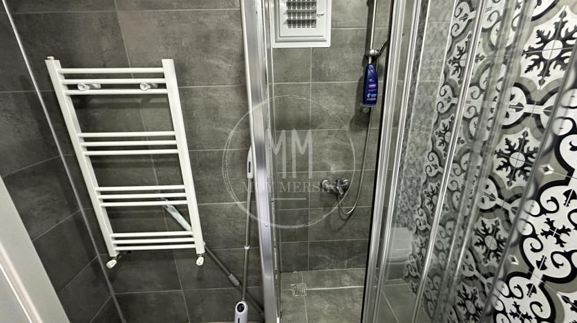 Квартира 2+1 с видом на море в Тедже Мерсин