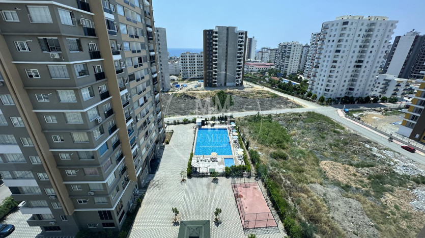 Квартира 2+1 с видом на море в Тедже Мерсин