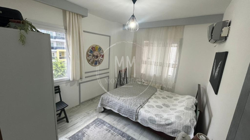 Квартира 1+1 по хорошей цене в районе Чифтликкой, Мерсин