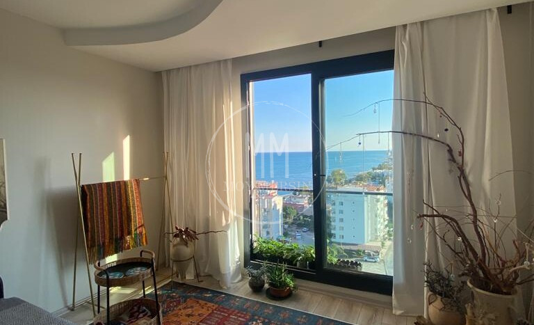 Квартира 3+1 с ПАНОРАМНЫМ видом на море Тедже Мерсин