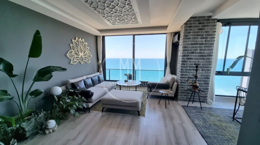 Квартира 3+1 с ПАНОРАМНЫМ видом на море Тедже Мерсин