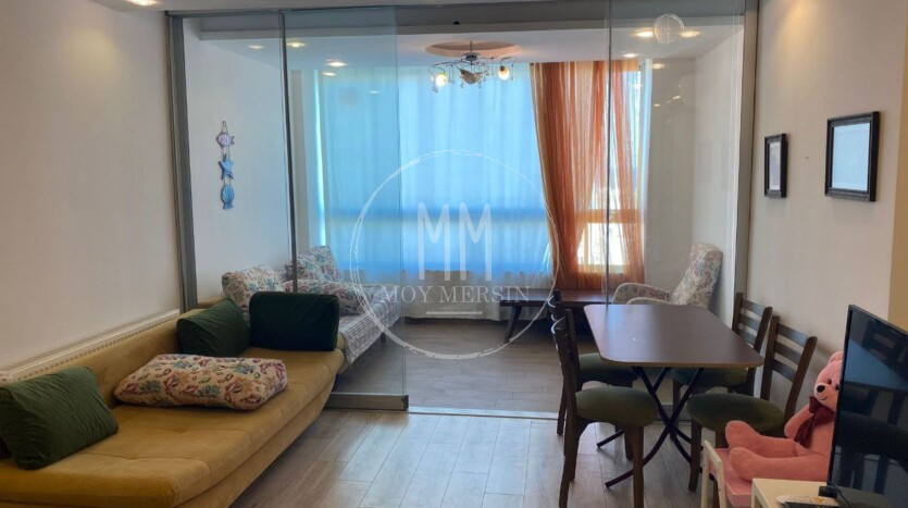 Квартира 2+1 в Тедже Мерсин, с видом на море