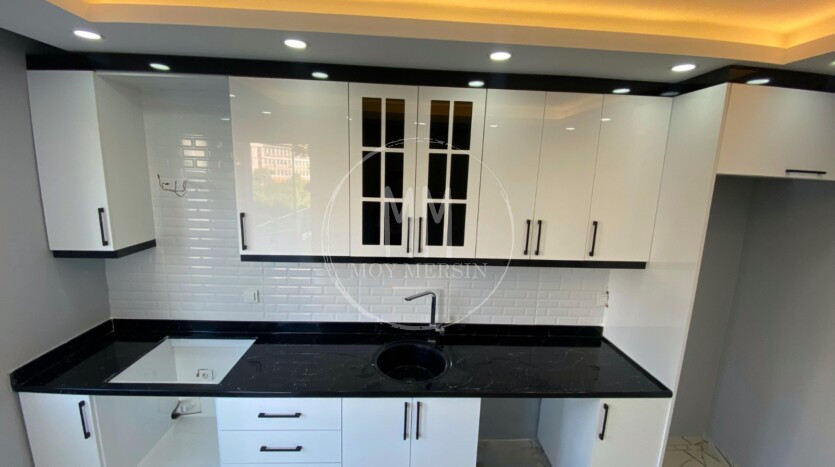 Квартира 3+1 после капитального ремонта. ПОДХОДИТ ПОД ВНЖ.