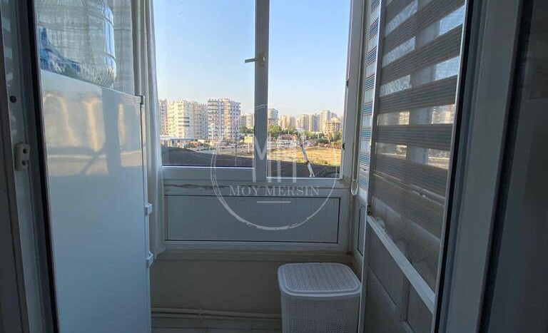 Квартира 3+1 с отдельной кухней в районе Давултепе Мерсин. С видом на море.