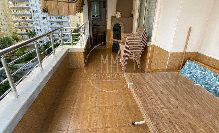 Квартира 3+1 с отдельной кухней в районе Давултепе Мерсин. С видом на море.