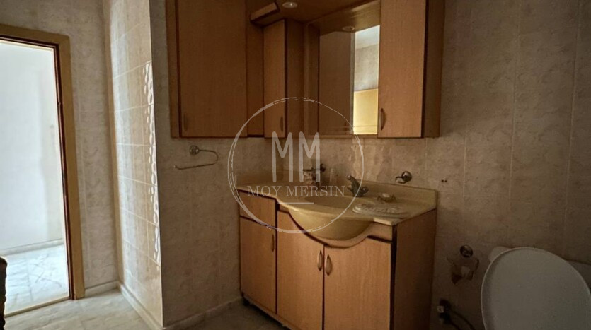 Огромная квартира 2+1 в Мерсине с видом на море.