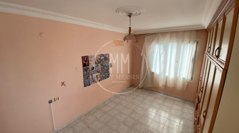 Большая квартира 3+1 в районе Давултепе Мерсин