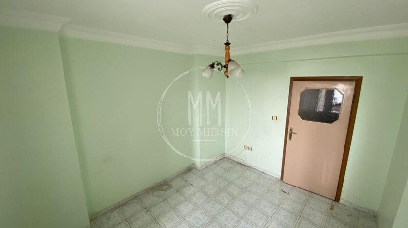 Большая квартира 3+1 в районе Давултепе Мерсин