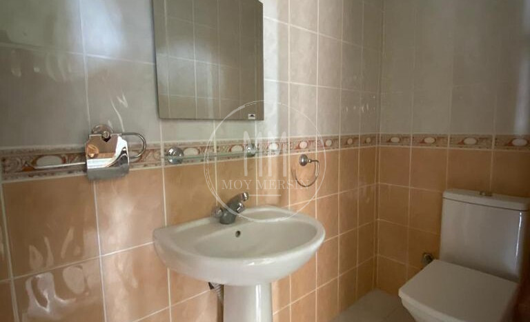 Большая квартира 3+1 в районе Давултепе Мерсин