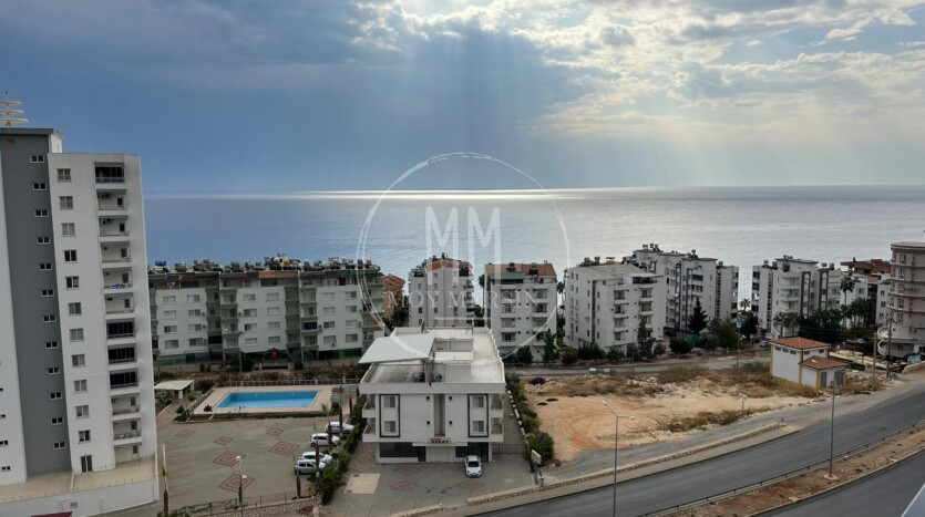 Панорамный вид на море. Квартира 2+1 в районе Аяш Мерсин
