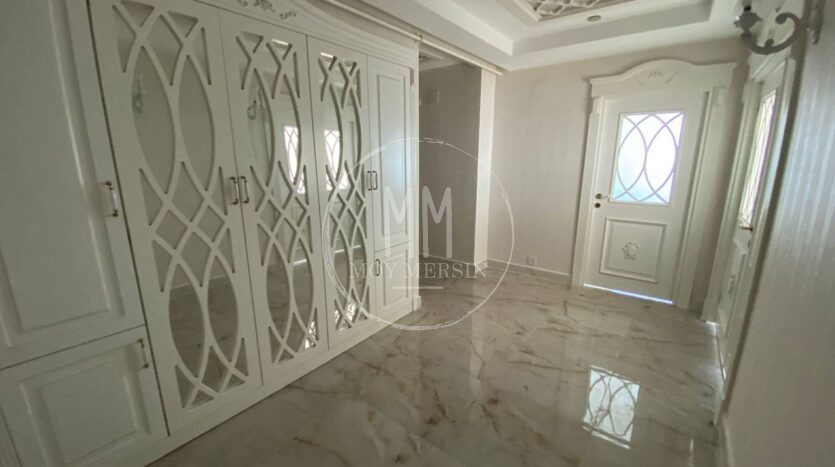 Квартира 3+1 в центре города под ВНЖ