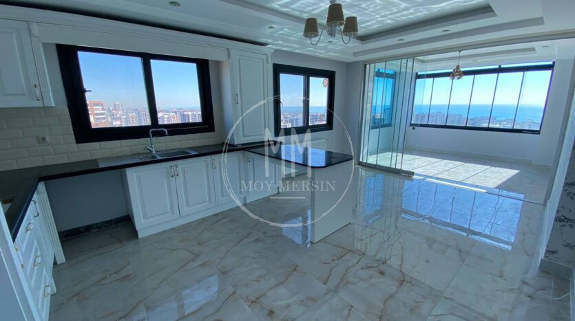 Квартира 3+1 в центре города под ВНЖ