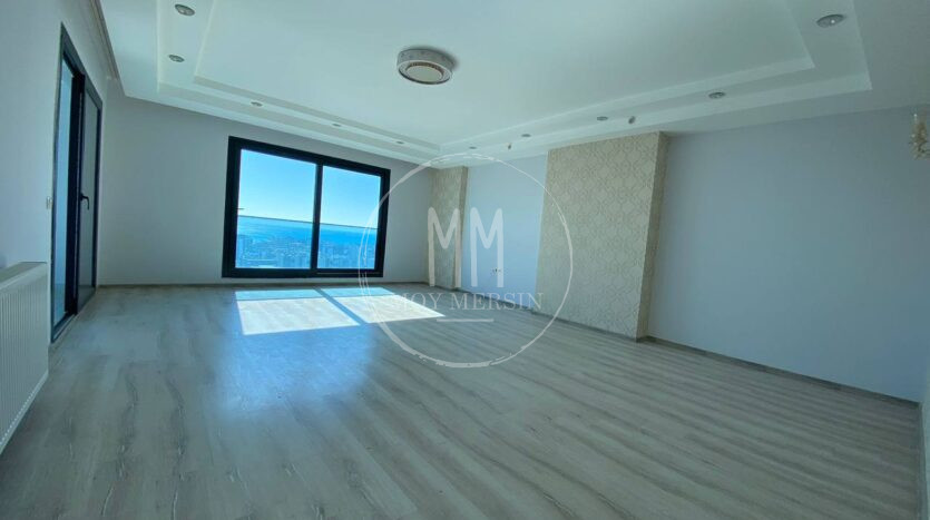 Квартира 3+1 в центре города под ВНЖ